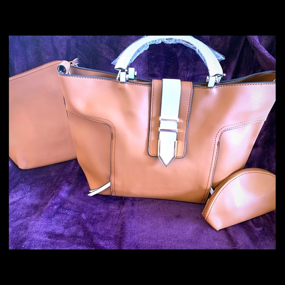 Tan tote set - Picture 1 of 4